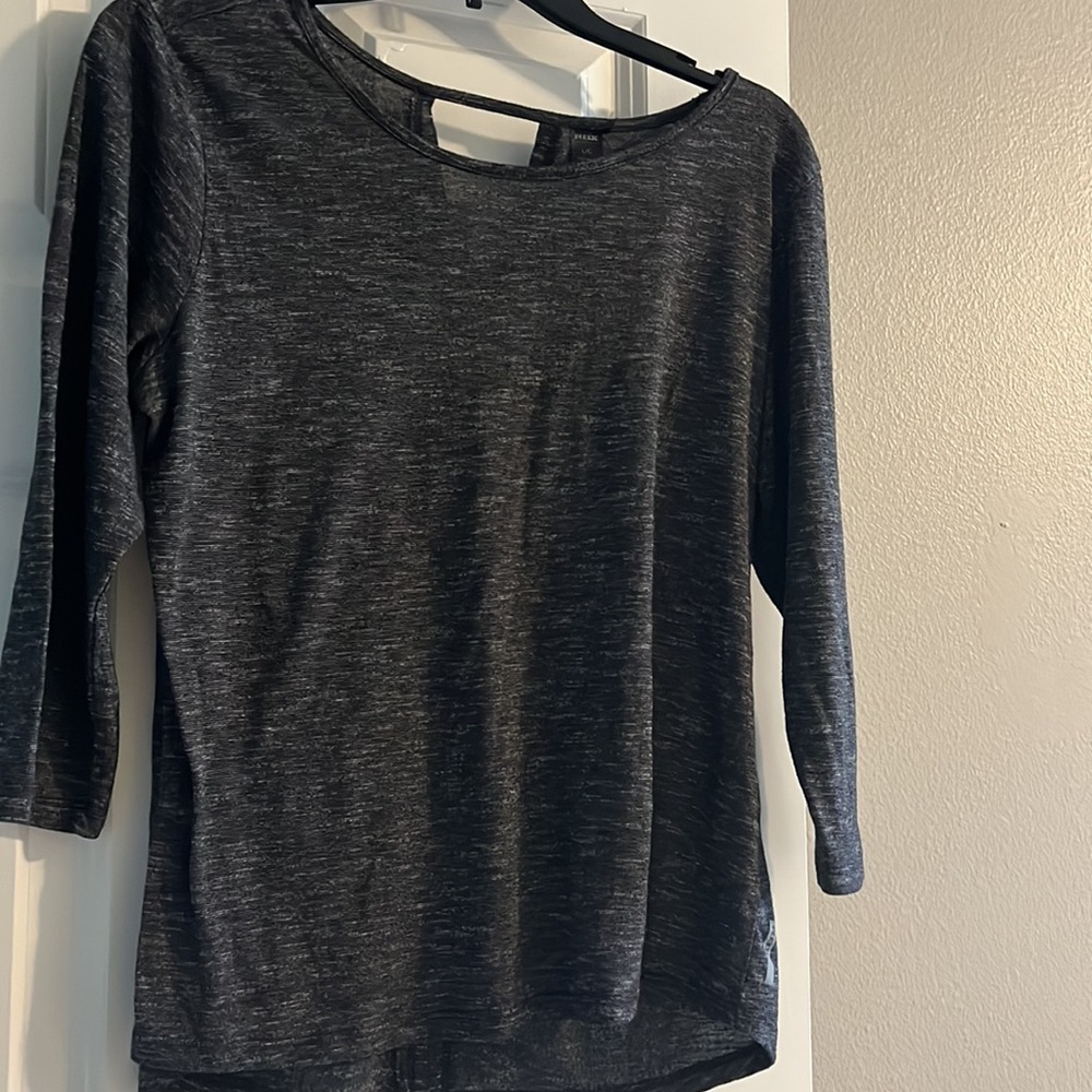 Large gray RBX athletic top - Picture 3 of 3